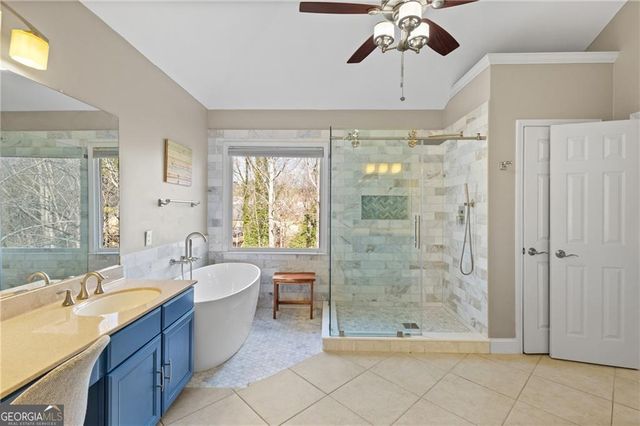 1023 Hawk Creek Trail, Lawrenceville, GA 30043