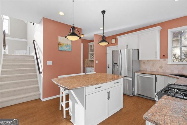 1023 Hawk Creek Trail, Lawrenceville, GA 30043