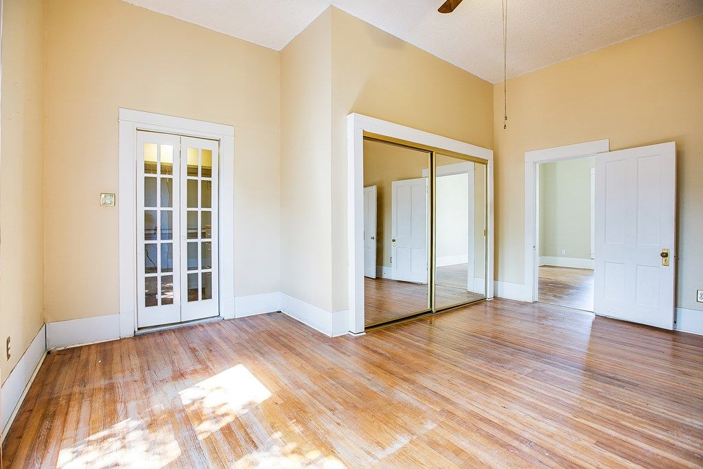 Image 50 of property listing at 810 N 6th St, Ballinger, TX 76821