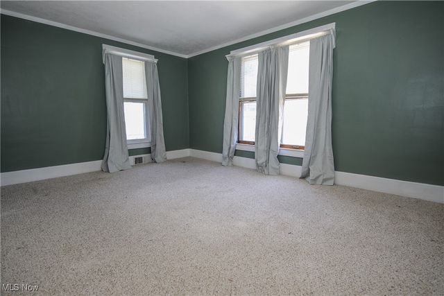 55490 National Road, Bridgeport, OH 43912