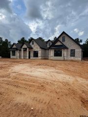 12342 Oak Grove Dr., Tyler, TX 75706