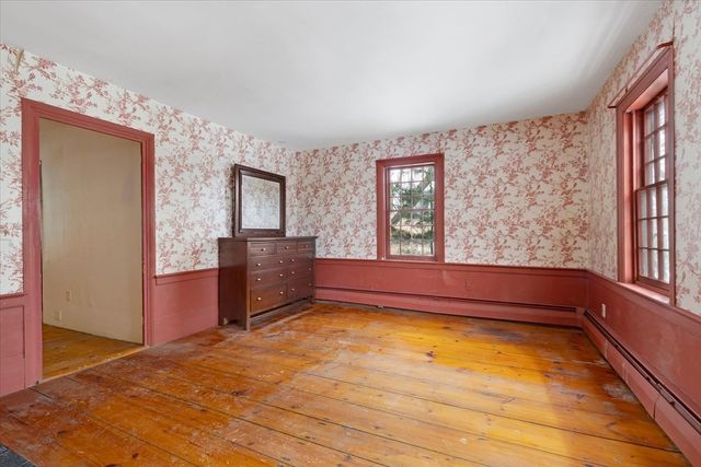 2 Country Club Dr, Halifax, MA 02338