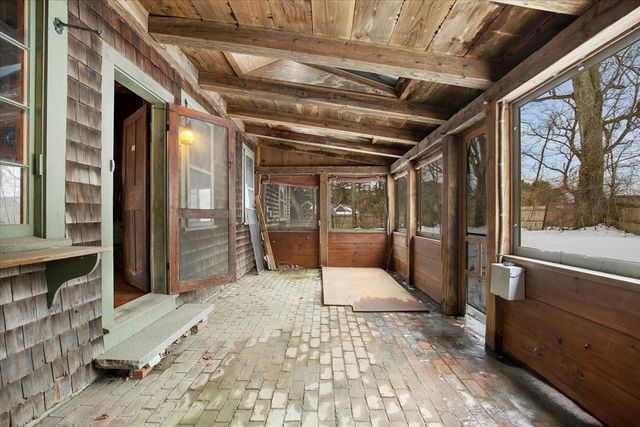 2 Country Club Dr, Halifax, MA 02338