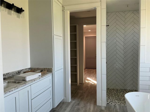 9974 Hidden Pond Drive, Iola, TX 77861