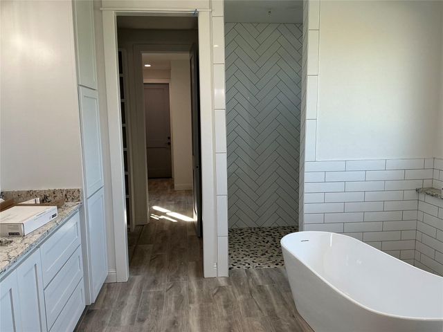 9974 Hidden Pond Drive, Iola, TX 77861