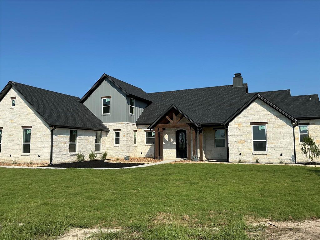 9974 Hidden Pond Drive, Iola, TX 77861