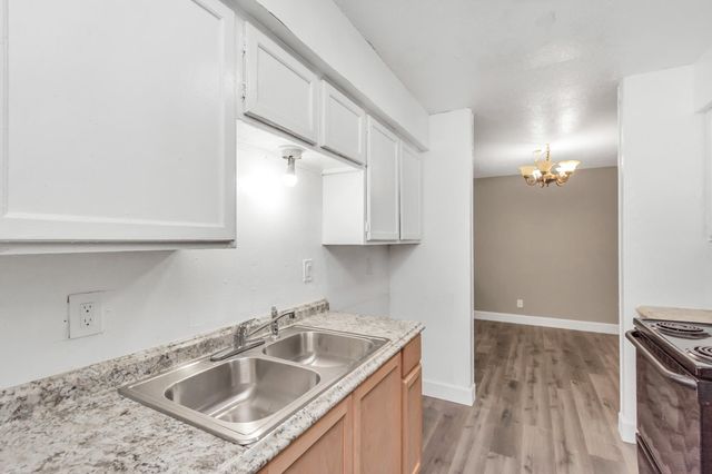 9700 Leawood Boulevard 1806, Houston, TX 77099