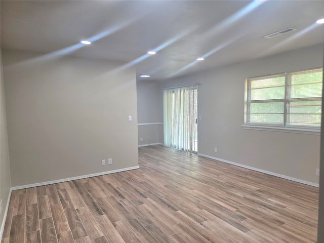 1331 S 124 Avenue E, Tulsa, OK 74128