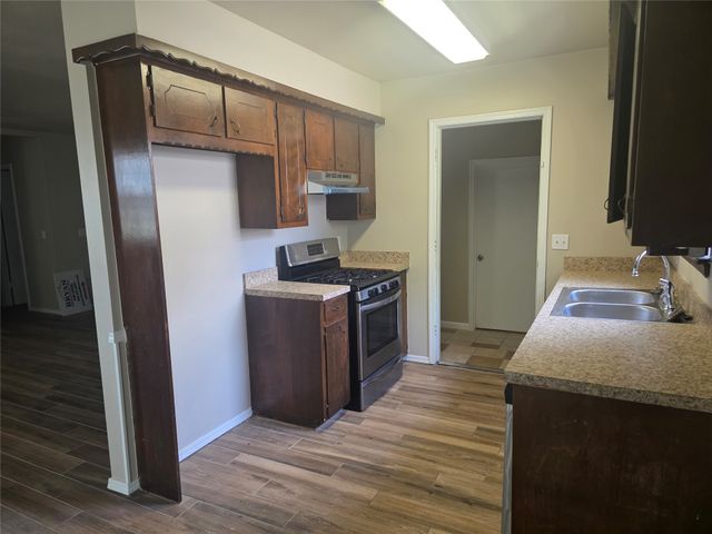 1331 S 124 Avenue E, Tulsa, OK 74128