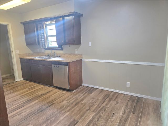 1331 S 124 Avenue E, Tulsa, OK 74128