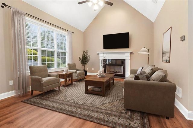 5751 Vinings Place Court SE, Mableton, GA 30126