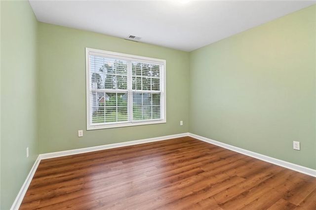 5751 Vinings Place Court SE, Mableton, GA 30126