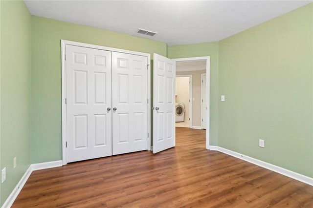 5751 Vinings Place Court SE, Mableton, GA 30126