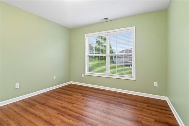 5751 Vinings Place Court SE, Mableton, GA 30126