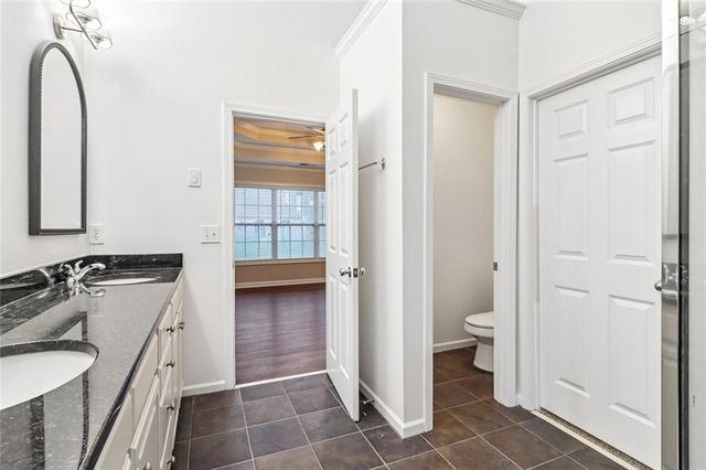 5751 Vinings Place Court SE, Mableton, GA 30126