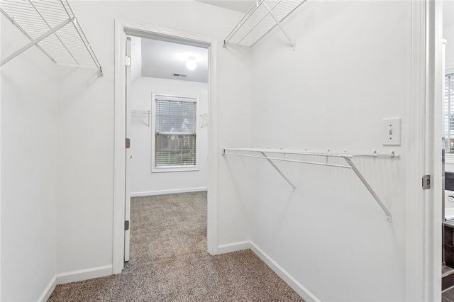 5751 Vinings Place Court SE, Mableton, GA 30126