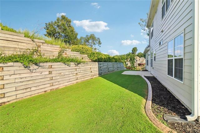 5751 Vinings Place Court SE, Mableton, GA 30126