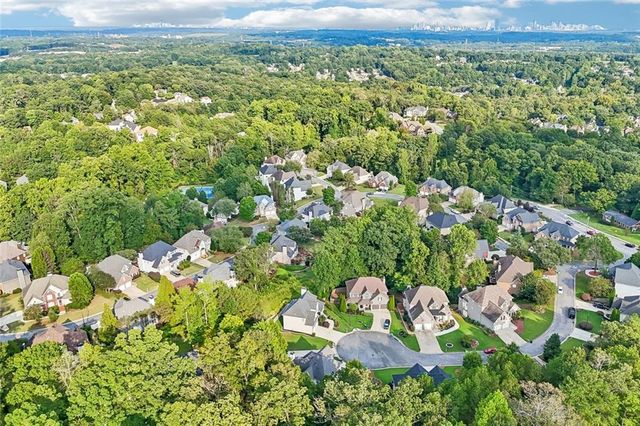 5751 Vinings Place Court SE, Mableton, GA 30126