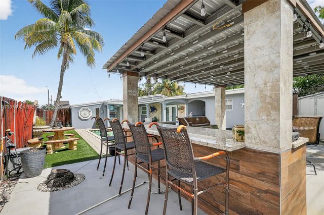 7120 Wilson St, Hollywood, FL 33024
