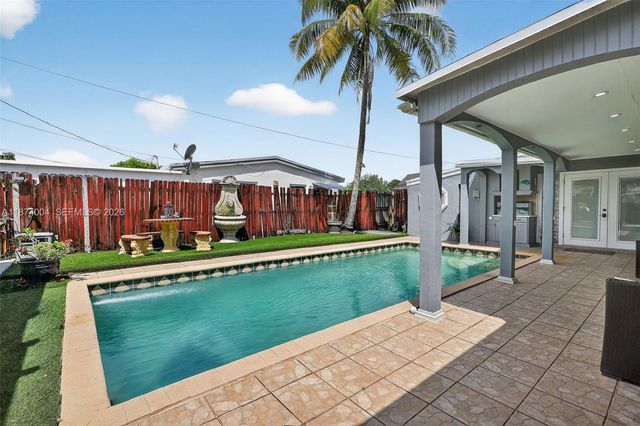7120 Wilson St, Hollywood, FL 33024
