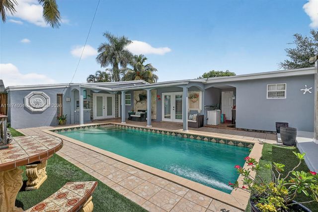 7120 Wilson St, Hollywood, FL 33024