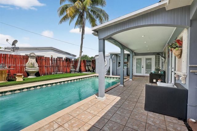 7120 Wilson St, Hollywood, FL 33024