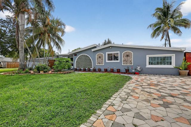 7120 Wilson St, Hollywood, FL 33024