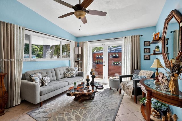 7120 Wilson St, Hollywood, FL 33024