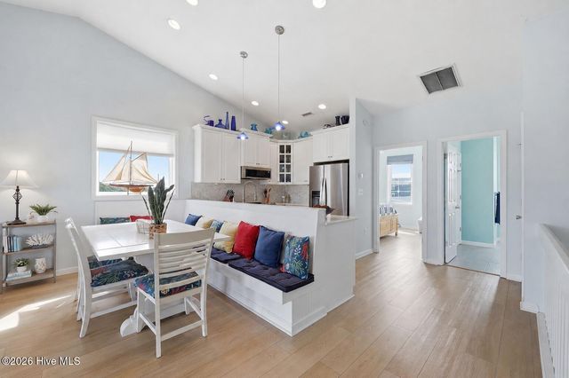 515 N New River Drive D, Surf City, NC 28445