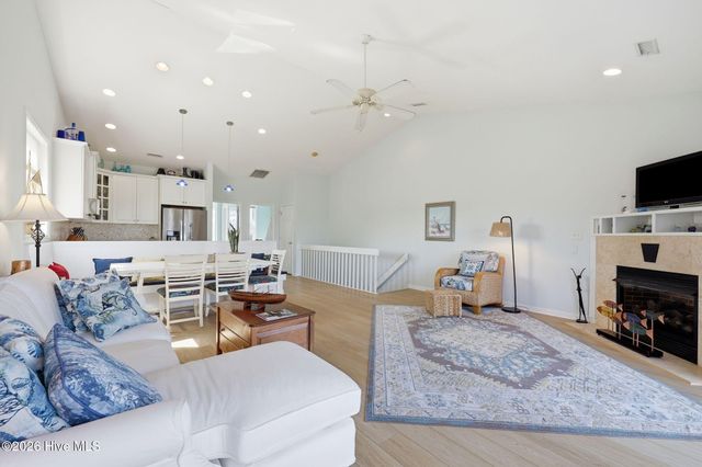 515 N New River Drive D, Surf City, NC 28445