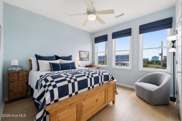 515 N New River Drive D, Surf City, NC 28445