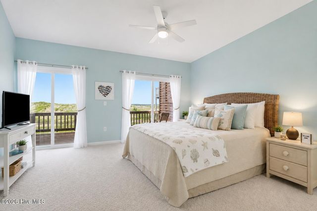 515 N New River Drive D, Surf City, NC 28445