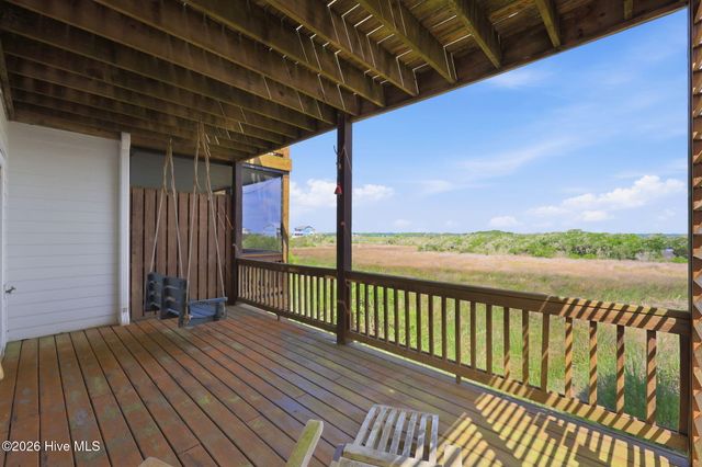 515 N New River Drive D, Surf City, NC 28445