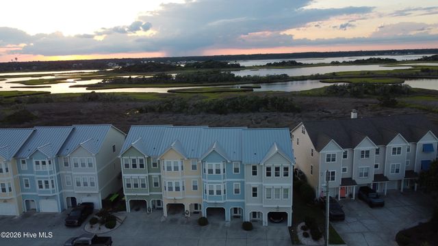 515 N New River Drive D, Surf City, NC 28445