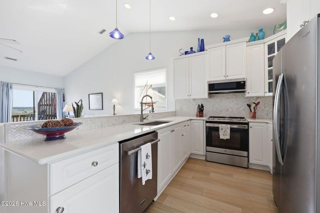 515 N New River Drive D, Surf City, NC 28445