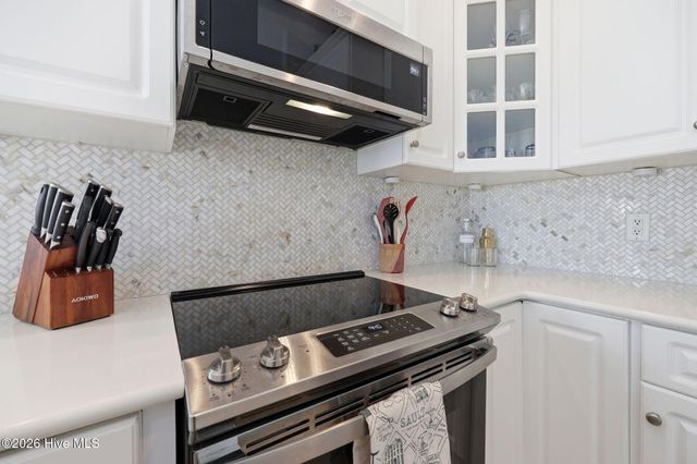 515 N New River Drive D, Surf City, NC 28445
