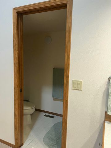 60785 Willow Creek Loop, Bend, OR 97702