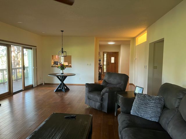 60785 Willow Creek Loop, Bend, OR 97702