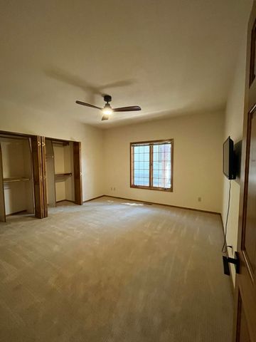 60785 Willow Creek Loop, Bend, OR 97702