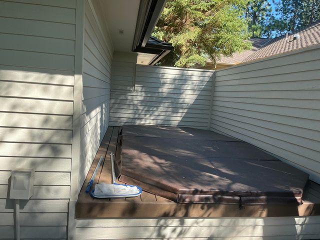 60785 Willow Creek Loop, Bend, OR 97702