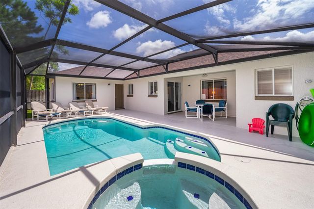 215 PARADISE WOODS PLACE, Davenport, FL 33896