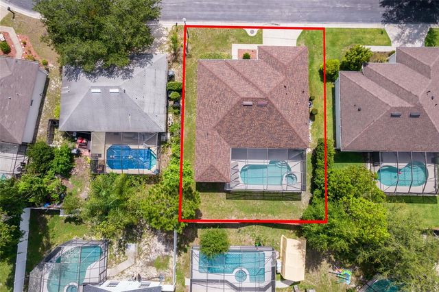 215 PARADISE WOODS PLACE, Davenport, FL 33896