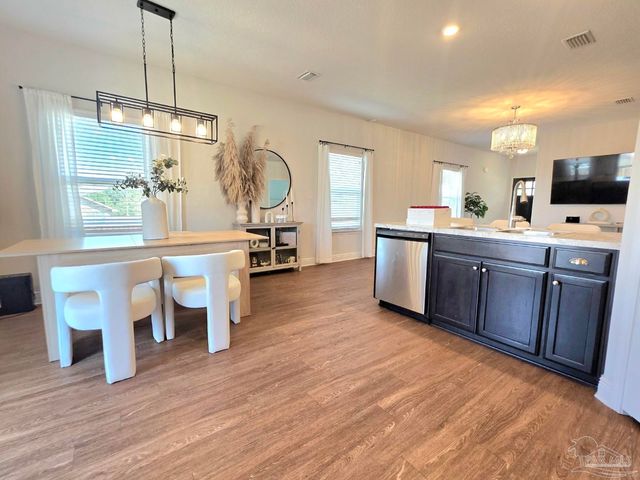 7011 Brylington Blvd, Pensacola, FL 32526