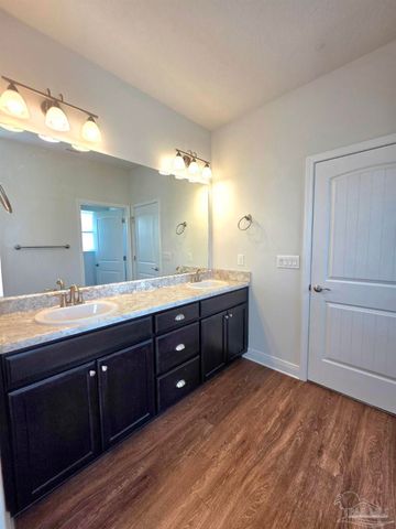 7011 Brylington Blvd, Pensacola, FL 32526