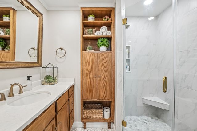 3549 Vinecrest Drive, Dallas, TX 75229