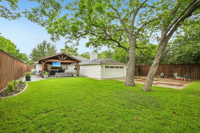3549 Vinecrest Drive, Dallas, TX 75229