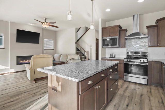 2914 Mizuna Drive, Fitchburg, WI 53711