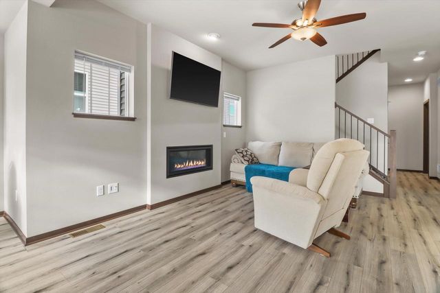 2914 Mizuna Drive, Fitchburg, WI 53711