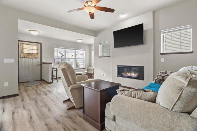 2914 Mizuna Drive, Fitchburg, WI 53711