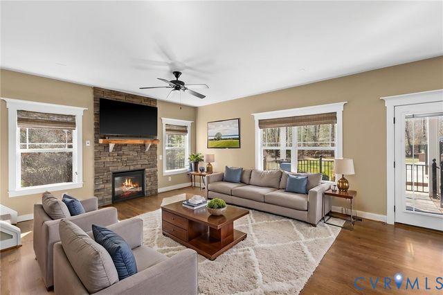 9393 Wild Honeysuckle Ln, Ashland, VA 23005